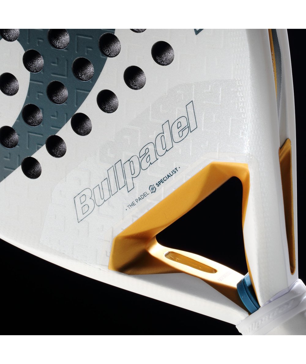 BULLPADEL RACKET PEARL 26